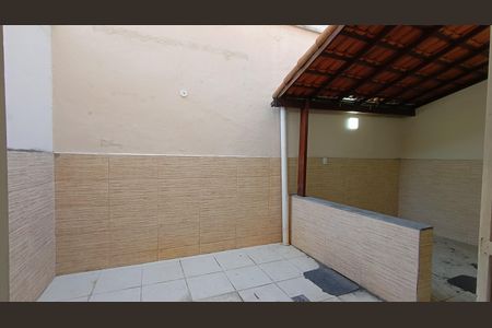 Casa de condomínio para alugar com 166m², 3 quartos e 1 vaga Casa de condomínio para alugar com 166m², 3 quartos e 1 vagaÁrea de Serviço