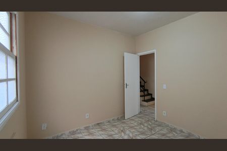 Casa de condomínio para alugar com 166m², 3 quartos e 1 vaga Casa de condomínio para alugar com 166m², 3 quartos e 1 vagaQuarto 2