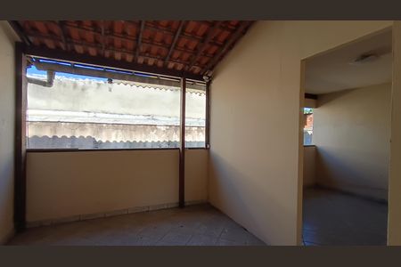Casa de condomínio para alugar com 166m², 3 quartos e 1 vaga Casa de condomínio para alugar com 166m², 3 quartos e 1 vagaTerraço