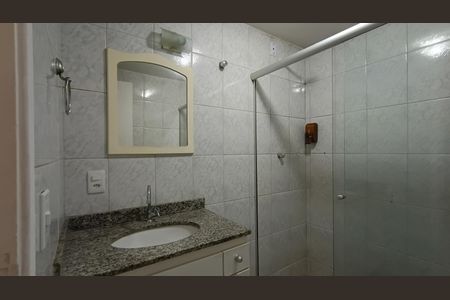 Casa de condomínio para alugar com 166m², 3 quartos e 1 vaga Casa de condomínio para alugar com 166m², 3 quartos e 1 vagaBanheiro Social