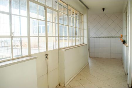 Apartamento à venda com 198m², 4 quartos e sem vaga Apartamento à venda com 198m², 4 quartos e sem vagaÁrea de Serviço