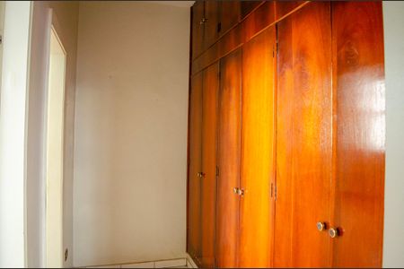 Apartamento à venda com 198m², 4 quartos e sem vaga Apartamento à venda com 198m², 4 quartos e sem vagaCorredor