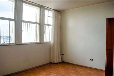 Apartamento à venda com 198m², 4 quartos e sem vaga Apartamento à venda com 198m², 4 quartos e sem vagaSuíte