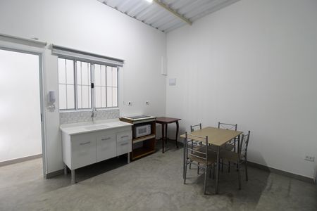 Cozinha de kitnet/studio para alugar com 1 quarto, 33m² em Vila São Silvestre (zona Leste), São Paulo