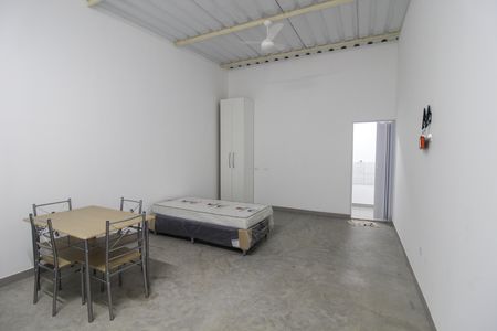 Cozinha de kitnet/studio para alugar com 1 quarto, 33m² em Vila São Silvestre (zona Leste), São Paulo