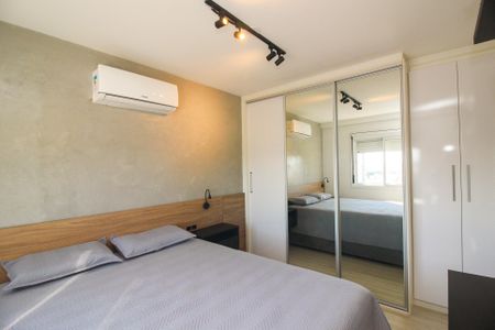 Quarto 1 de apartamento para alugar com 2 quartos, 58m² em Jardim Botânico, Porto Alegre