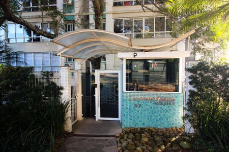 Apartamento para alugar com 58m², 2 quartos e 1 vagaFachada e portaria
