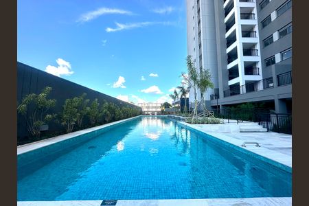 Apartamento à venda com 68m², 2 quartos e 1 vaga Apartamento à venda com 68m², 2 quartos e 1 vagaPiscina