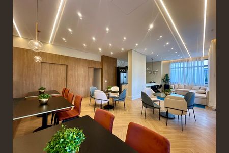 Apartamento à venda com 68m², 2 quartos e 1 vaga Apartamento à venda com 68m², 2 quartos e 1 vagaSalão de Festas