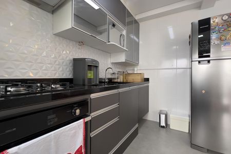 Apartamento à venda com 68m², 2 quartos e 1 vaga Apartamento à venda com 68m², 2 quartos e 1 vagaCozinha e Área de Serviço