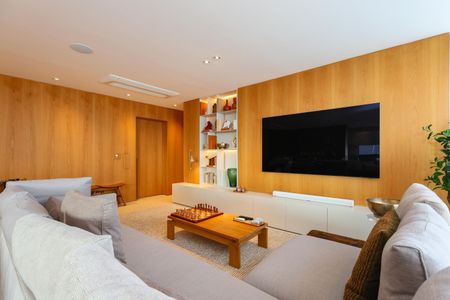 Apartamento para alugar com 167m², 3 quartos e 3 vagasSala