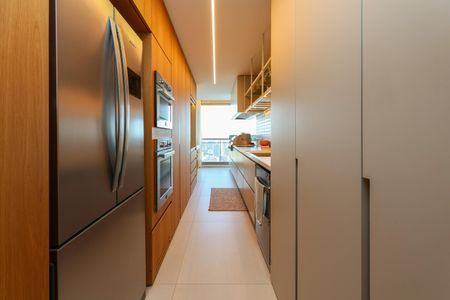 Apartamento para alugar com 167m², 3 quartos e 3 vagasCozinha