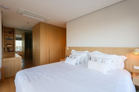 Apartamento para alugar com 167m², 3 quartos e 3 vagasSuíte 1