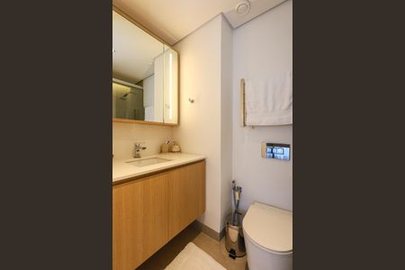 Apartamento para alugar com 167m², 3 quartos e 3 vagasBanheiro 1 da Suíte 1
