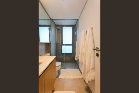 Apartamento para alugar com 167m², 3 quartos e 3 vagasBanheiro 2 da Suíte 1