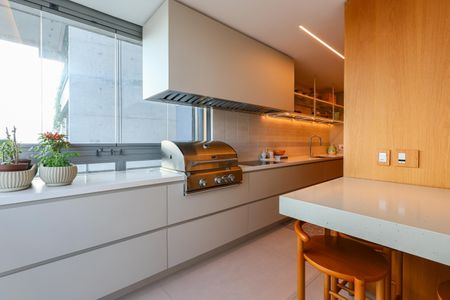 Apartamento para alugar com 167m², 3 quartos e 3 vagasCozinha