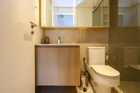 Apartamento para alugar com 167m², 3 quartos e 3 vagasBanheiro