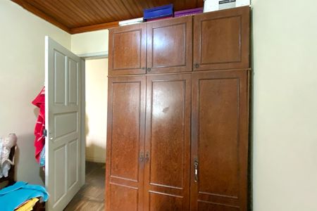 Quarto 2 de casa à venda com 3 quartos, 337m² em Santa Efigênia, Belo Horizonte
