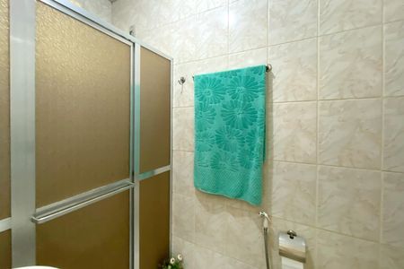 Banheiro de casa à venda com 3 quartos, 337m² em Santa Efigênia, Belo Horizonte
