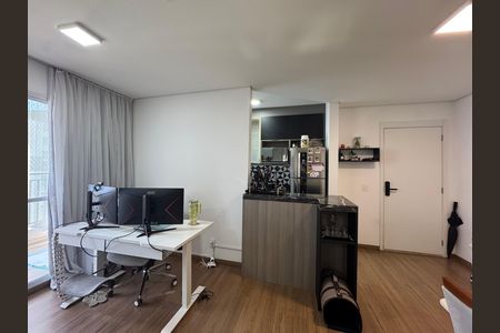 Apartamento à venda com 70m², 2 quartos e 2 vagas Apartamento à venda com 70m², 2 quartos e 2 vagasSala