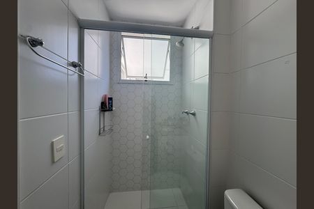 Apartamento à venda com 70m², 2 quartos e 2 vagas Apartamento à venda com 70m², 2 quartos e 2 vagasBanheiro 1