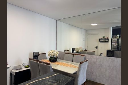 Apartamento à venda com 70m², 2 quartos e 2 vagas Apartamento à venda com 70m², 2 quartos e 2 vagasSala