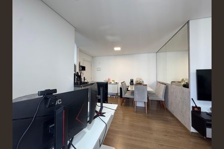 Apartamento à venda com 70m², 2 quartos e 2 vagas Apartamento à venda com 70m², 2 quartos e 2 vagasSala