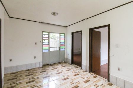 Sala de casa de condomínio para alugar com 2 quartos, 80m² em Niterói, Canoas