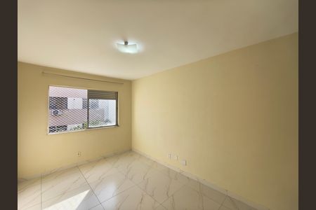 Sala de apartamento para alugar com 2 quartos, 62m² em Jacarepaguá, Rio de Janeiro