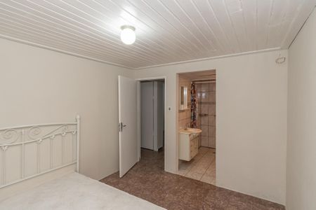 Casa à venda com 250m², 3 quartos e 5 vagasSuite 