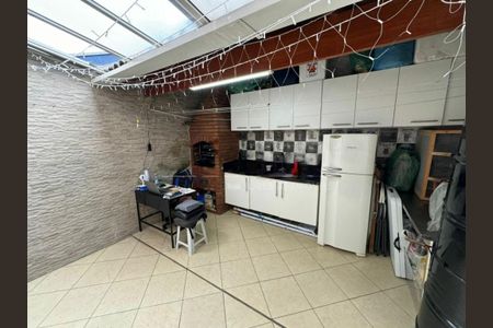 Casa à venda com 130m², 3 quartos e 2 vagas