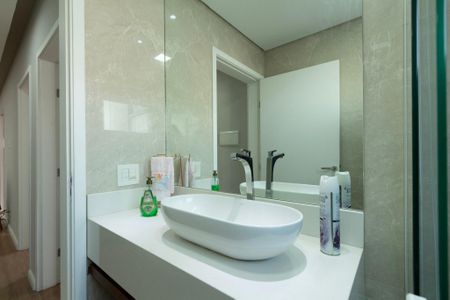 Apartamento para alugar com 52m², 2 quartos e 1 vaga Apartamento para alugar com 52m², 2 quartos e 1 vagaBanheiro