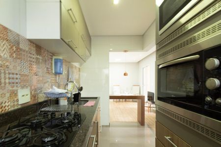 Apartamento para alugar com 52m², 2 quartos e 1 vaga Apartamento para alugar com 52m², 2 quartos e 1 vagaCozinha