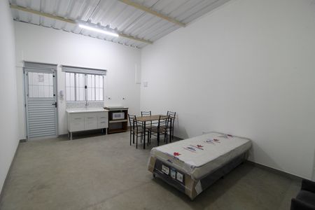 Quarto de kitnet/studio para alugar com 1 quarto, 33m² em Vila São Silvestre (zona Leste), São Paulo