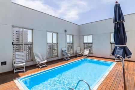 Apartamento à venda com 85m², 3 quartos e 2 vagas Apartamento à venda com 85m², 3 quartos e 2 vagasÁrea comum - Piscina