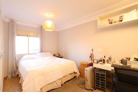 Apartamento à venda com 85m², 3 quartos e 2 vagasSuíte
