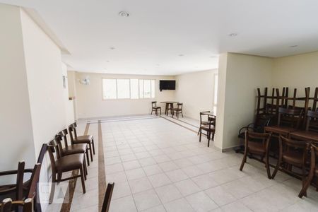 Apartamento à venda com 85m², 3 quartos e 2 vagas Apartamento à venda com 85m², 3 quartos e 2 vagasÁrea comum - Salão de festas