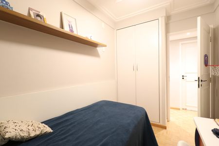 Apartamento à venda com 85m², 3 quartos e 2 vagasQuarto 2