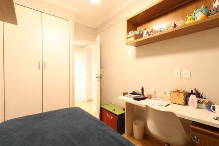 Apartamento à venda com 85m², 3 quartos e 2 vagasQuarto 2