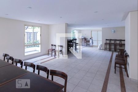 Apartamento à venda com 85m², 3 quartos e 2 vagas Apartamento à venda com 85m², 3 quartos e 2 vagasÁrea comum - Salão de festas
