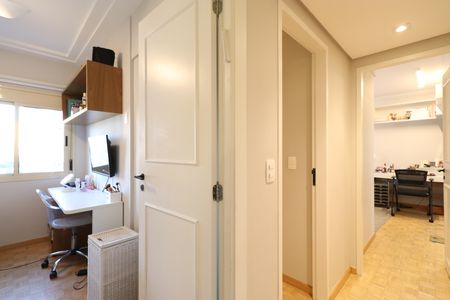 Apartamento à venda com 85m², 3 quartos e 2 vagasCorredor