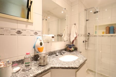Apartamento à venda com 85m², 3 quartos e 2 vagasBanheiro Social