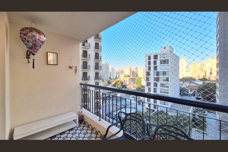 Apartamento à venda com 85m², 3 quartos e 2 vagas Apartamento à venda com 85m², 3 quartos e 2 vagasVaranda