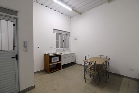 Cozinha de kitnet/studio para alugar com 1 quarto, 33m² em Vila São Silvestre (zona Leste), São Paulo