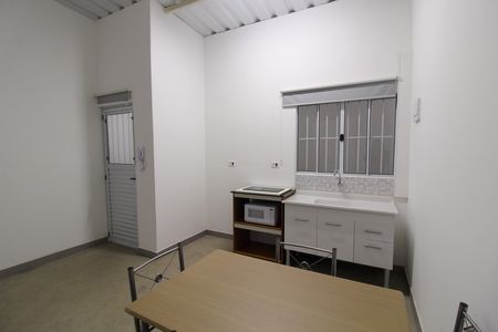 Cozinha de kitnet/studio para alugar com 1 quarto, 33m² em Vila São Silvestre (zona Leste), São Paulo