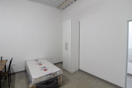 Quarto de kitnet/studio para alugar com 1 quarto, 33m² em Vila São Silvestre (zona Leste), São Paulo