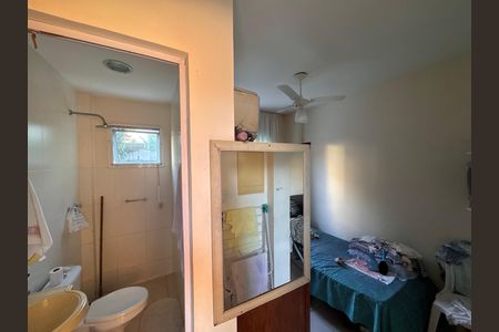 Casa de condomínio à venda com 270m², 4 quartos e 2 vagas