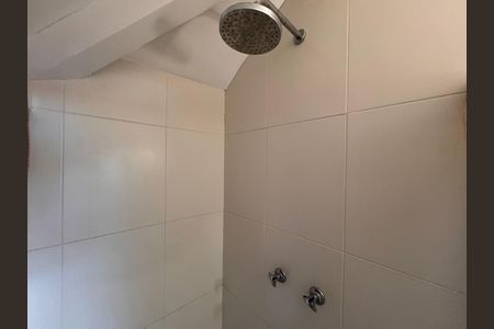 Casa de condomínio à venda com 270m², 4 quartos e 2 vagas