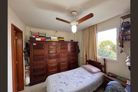 Casa de condomínio à venda com 270m², 4 quartos e 2 vagas