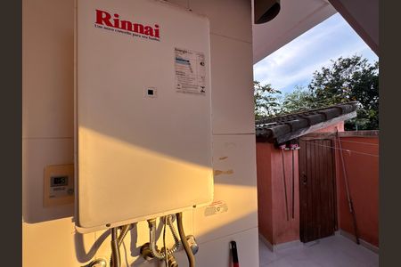 Casa de condomínio à venda com 270m², 4 quartos e 2 vagas